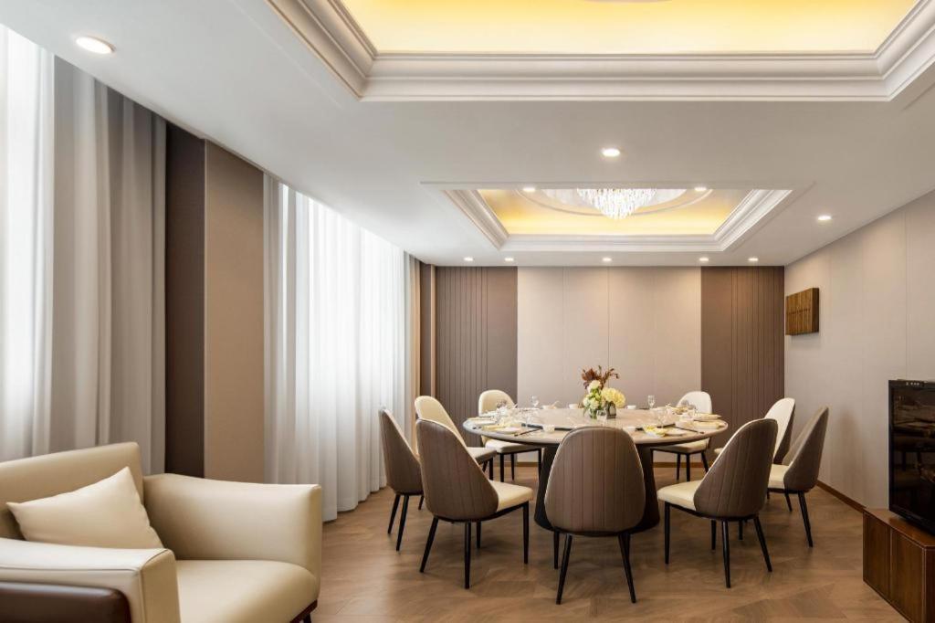 Jinrong International Hotel Шанхай Екстер'єр фото