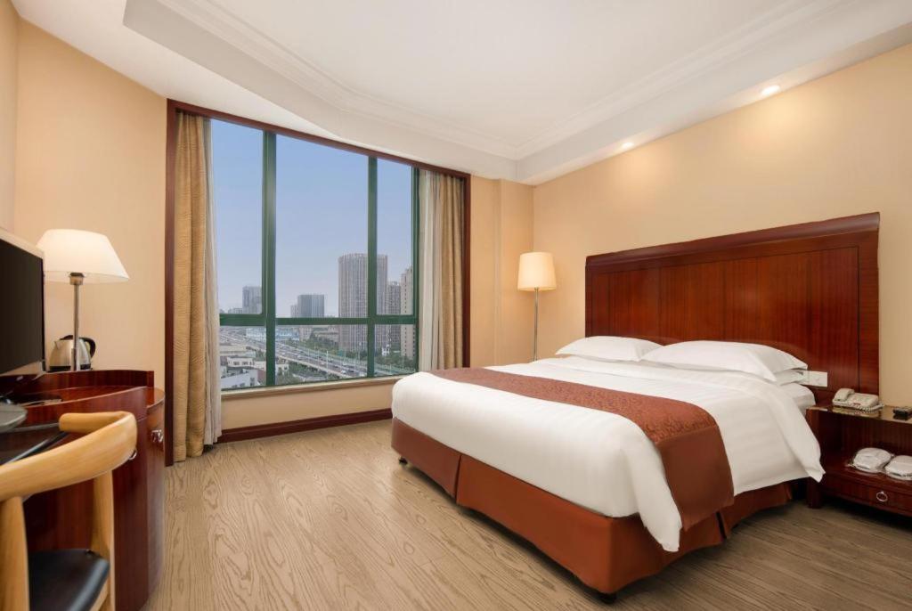 Jinrong International Hotel Шанхай Екстер'єр фото