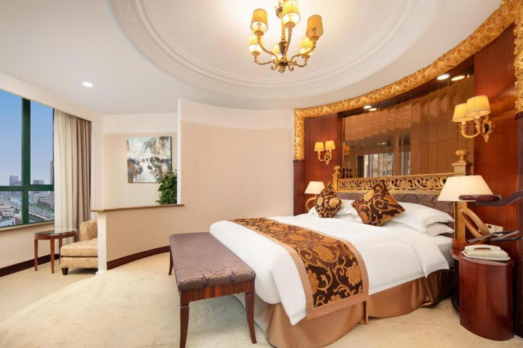 Jinrong International Hotel Шанхай Екстер'єр фото