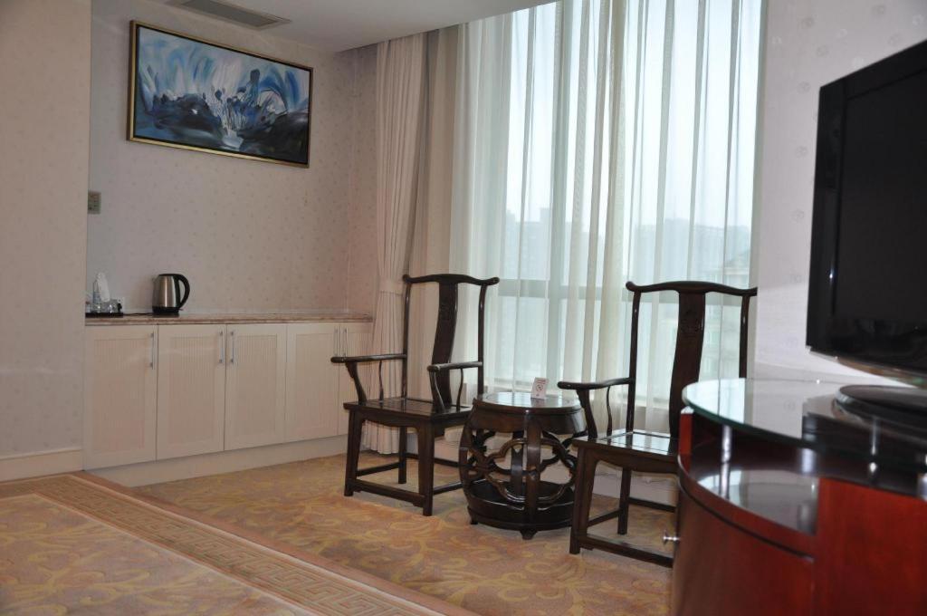 Jinrong International Hotel Шанхай Екстер'єр фото