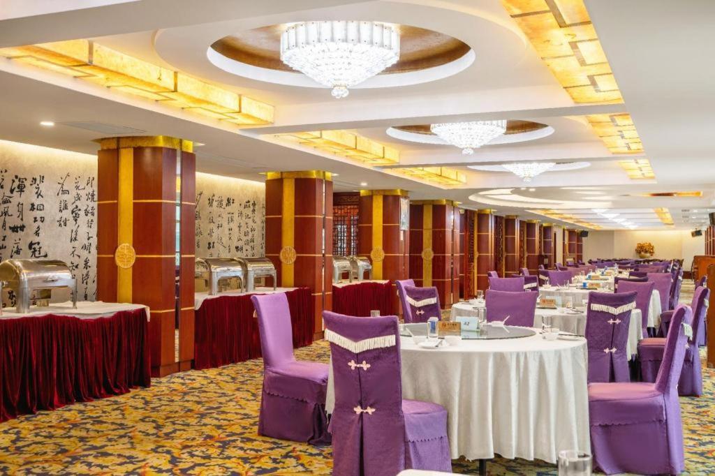 Jinrong International Hotel Шанхай Екстер'єр фото
